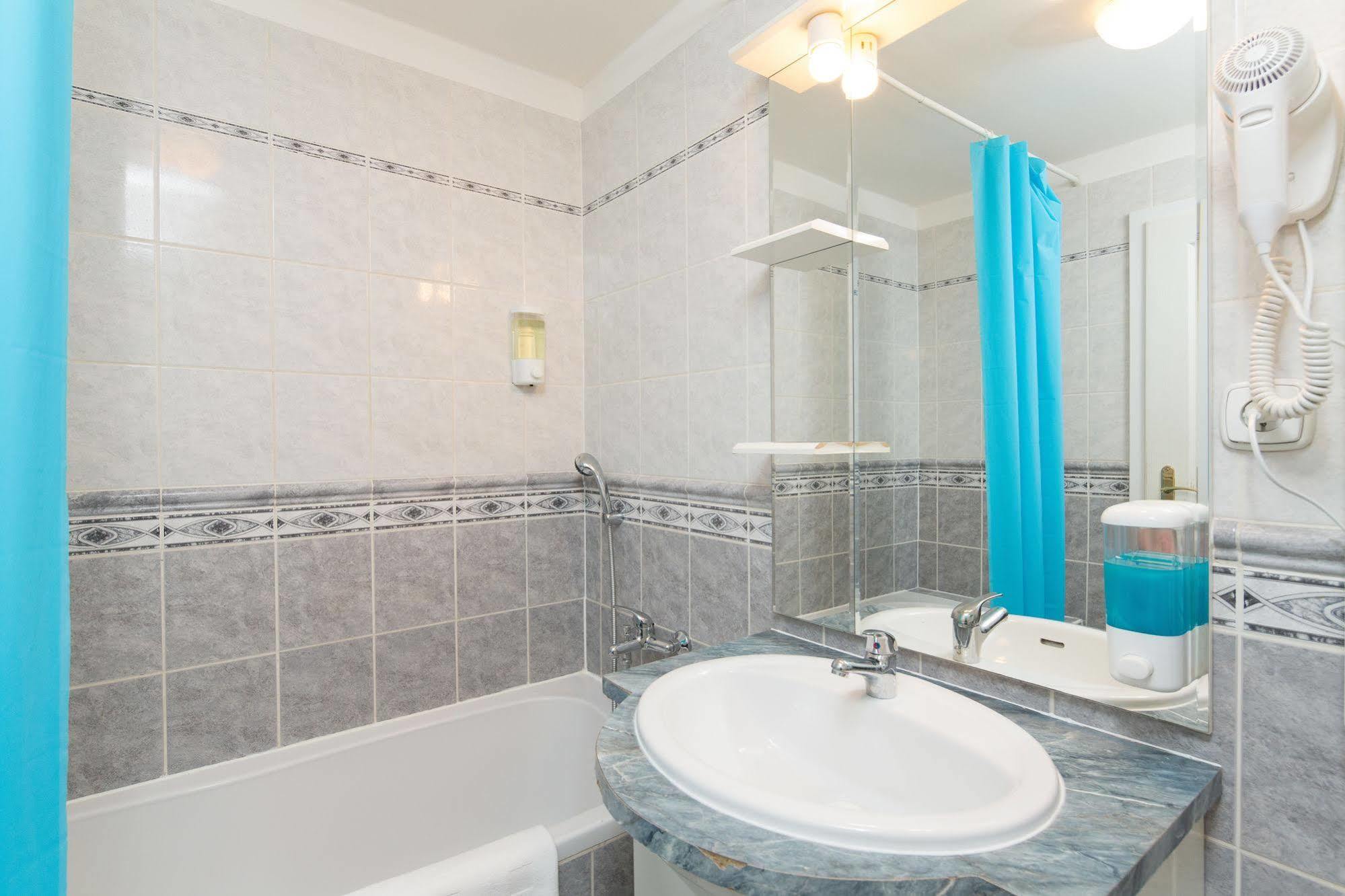Picasso Apartments Prága Kültér fotó